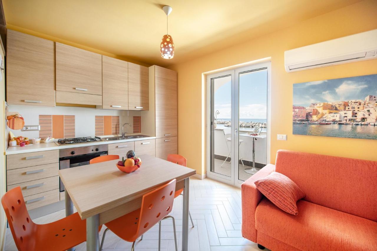 Casa Cinzia In Marina Di Corricella Vila Procida Exterior foto